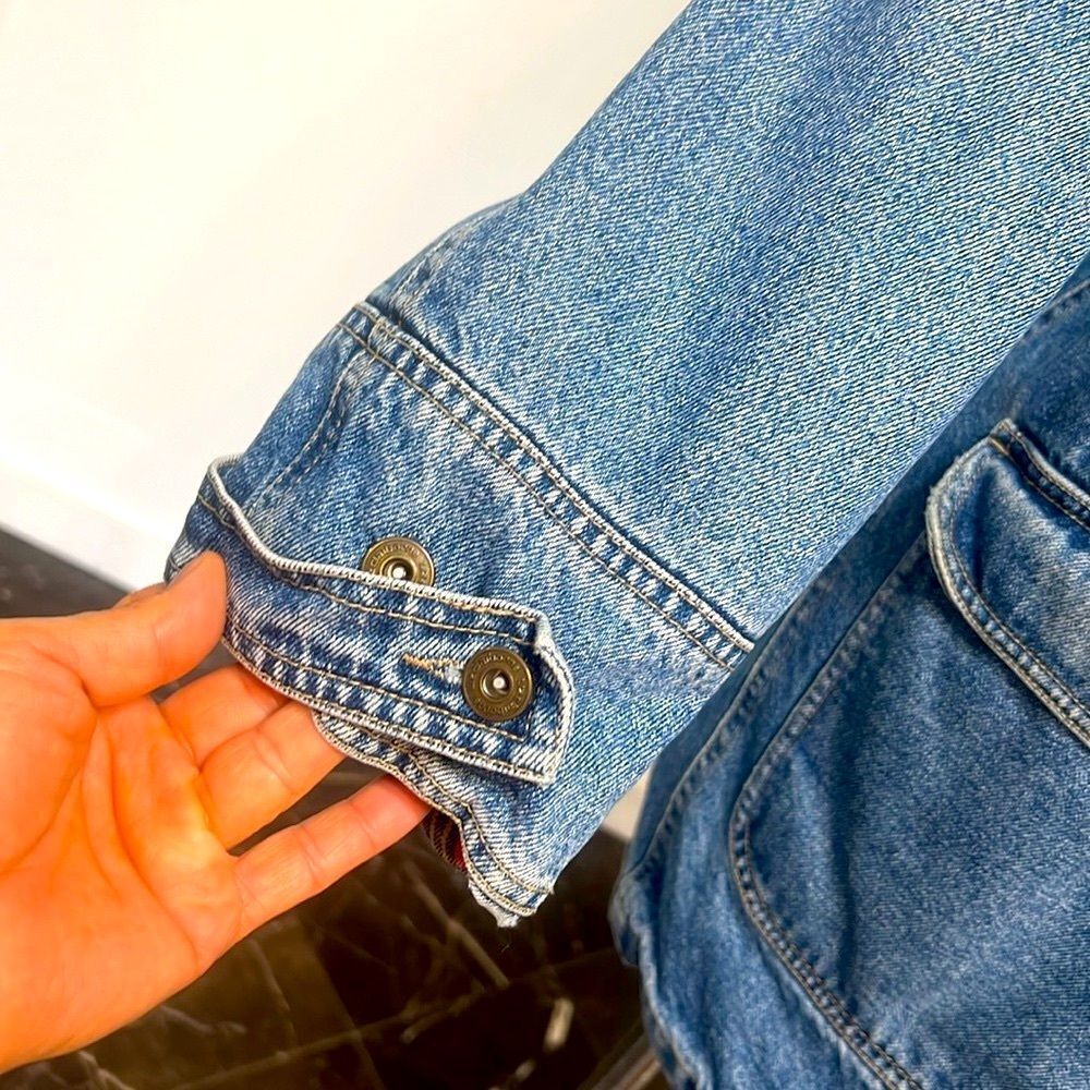 Liz Claiborne vintage denim jacket - Picture 6 of 11